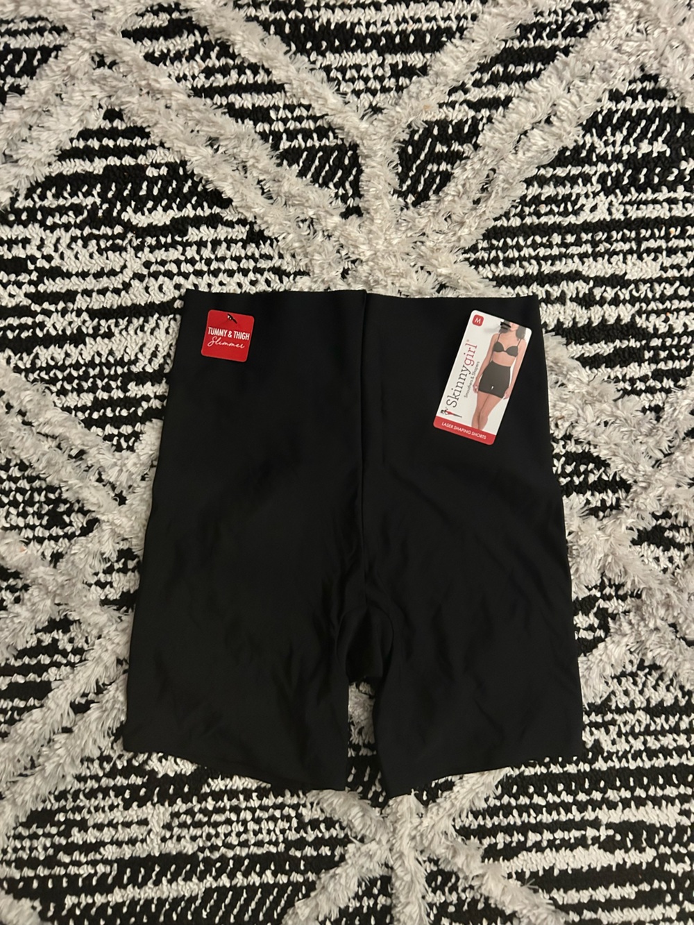 NWT Skinnygirl Laser Shaping Shorts Size Medium Smooths Tummy and Thighs